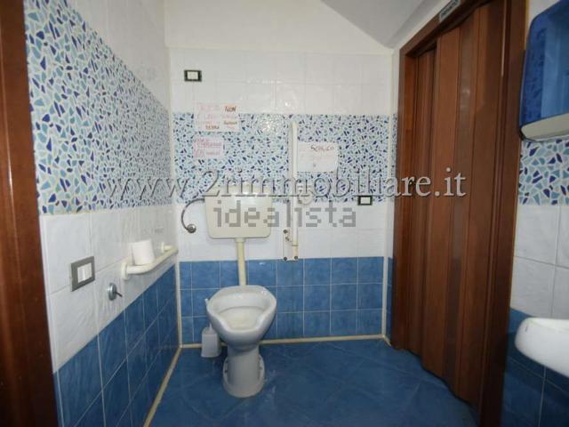 Locale in affitto di 11 m² in Via Salemi
