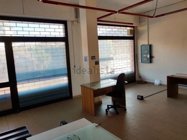 Locale in affitto di 120 m²