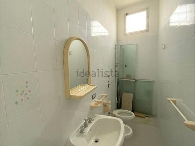 Locale in affitto di 120 m²