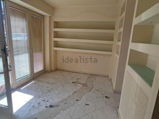 Locale in affitto di 120 m²