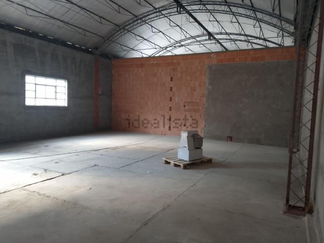 Locale in affitto di 120 m²