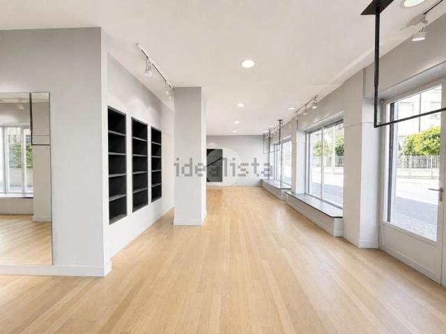 Locale in affitto di 120 m² in Via Antonio Ghislanzoni