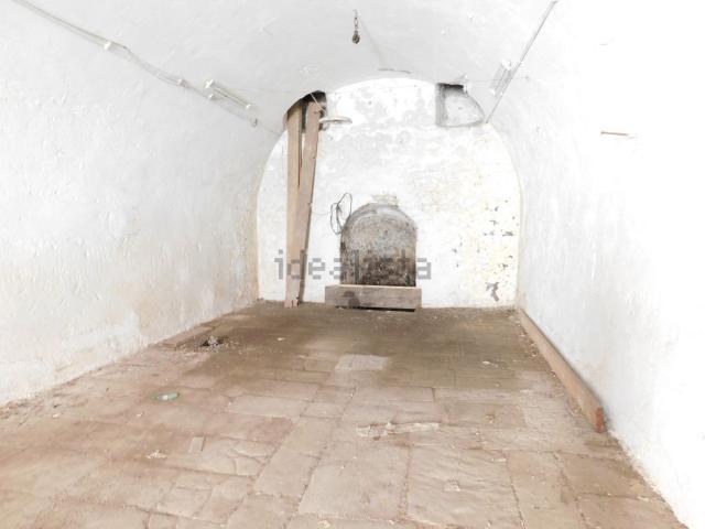 Locale in affitto di 120 m² in Via G. Garibaldi, 47