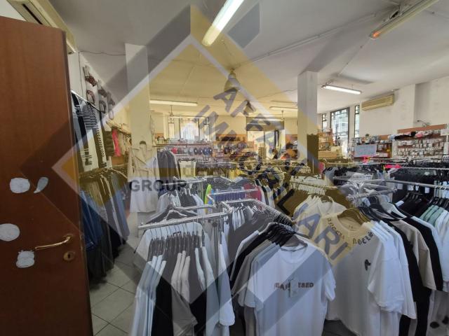 Locale in affitto di 120 m² in Via Giuseppe Garibaldi