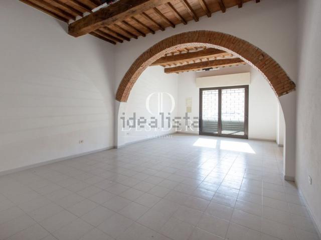 Locale in affitto di 120 m² in Via dei Mille, 11