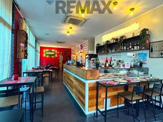 Locale in affitto di 120 m² in Via IV Novembre