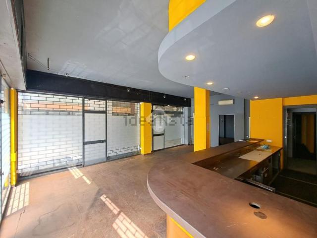 Locale in affitto di 120 m² in Via Ognissanti, 14