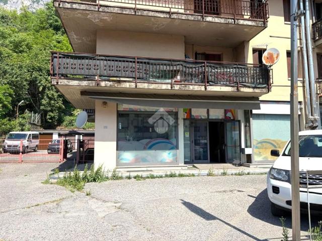 Locale in affitto di 120 m² in Via San Martino, 105