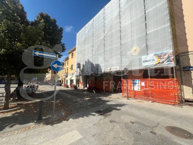 Locale in affitto di 120 m² in Via Porrettana, 298