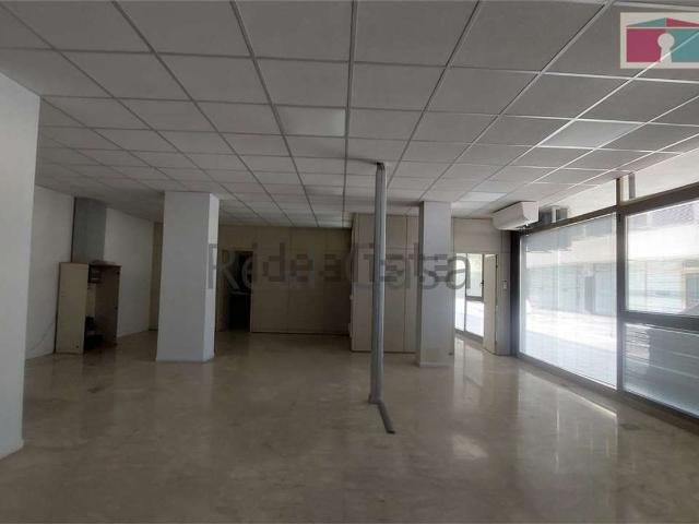 Locale in affitto di 120 m² in Via Pietro Giardini, 470