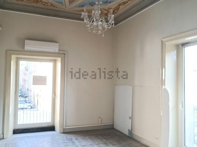 Locale in affitto di 120 m² in Via Roma