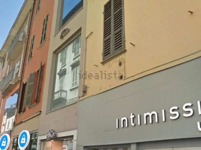 Locale in affitto di 120 m² in Via XX Settembre, 2