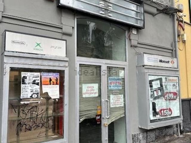 Locale in affitto di 120 m² in Viale Mario Rapisardi