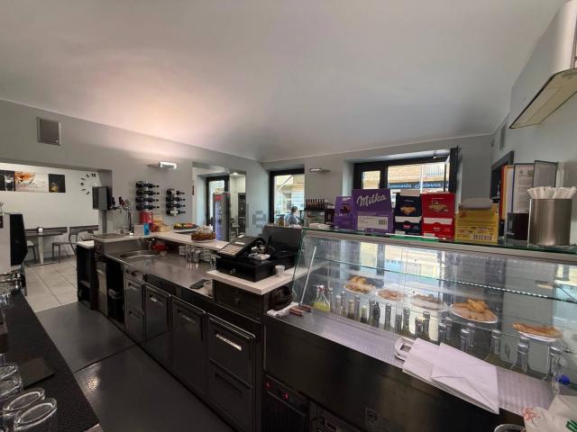 Locale in affitto di 120 m² in Corso Alessandria, 14