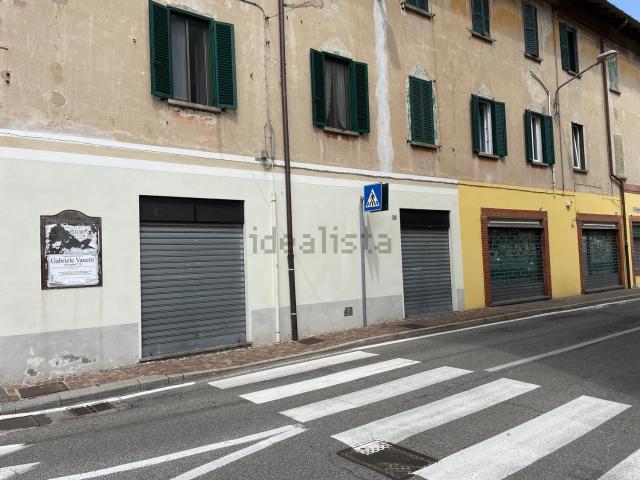 Locale in affitto di 120 m² in Piazza Borghi