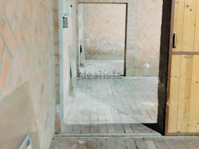 Locale in affitto di 120 m² in Strada Case Schianchi