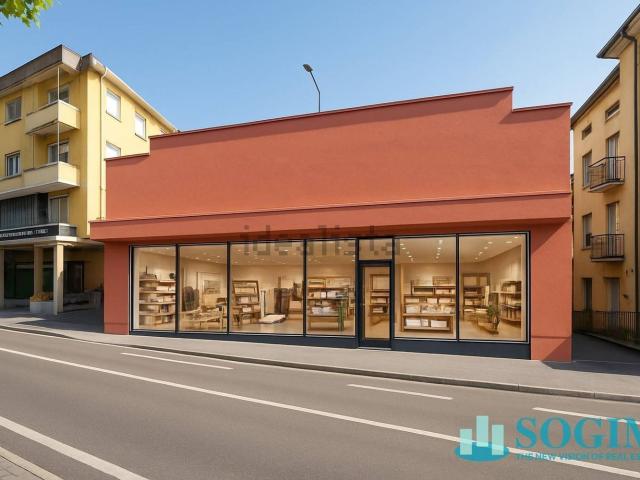 Locale in affitto di 1225 m² in Via Camillo Benso Conte di Cavour, 19