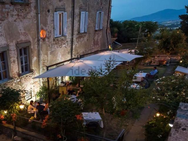 Locale in affitto di 125 m²