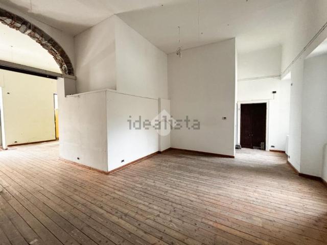 Locale in affitto di 125 m² in Via Antonio Ghislanzoni