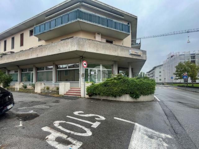 Locale in affitto di 125 m² in Via Antonio Gramsci, 24