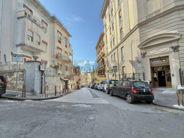 Locale in affitto di 126 m² in Via Gaetano Donizetti, 7