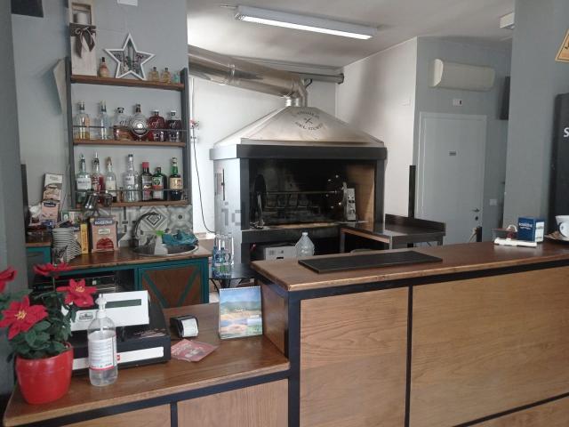 Locale in affitto di 127 m²