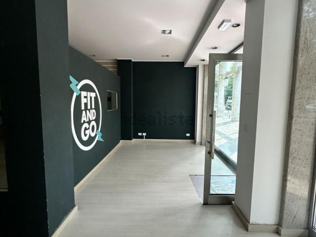 Locale in affitto di 127 m² in Corso del Popolo, 137