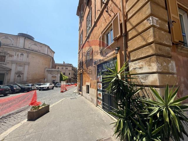 Locale in affitto di 127 m² in Piazza San Bernardo, 108