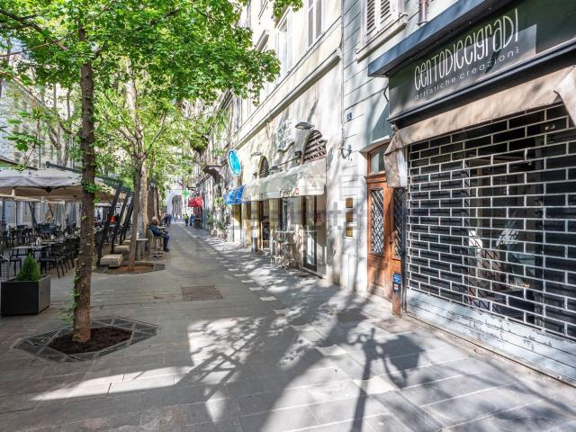 Locale in affitto di 12 m² in Viale Venti Settembre, 12