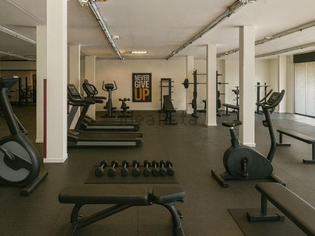 Locale in affitto di 1300 m² in Via Callalta