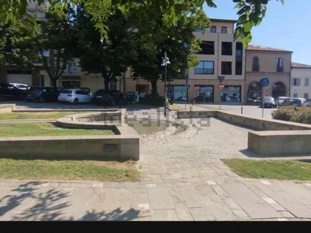 Locale in affitto di 130 m²
