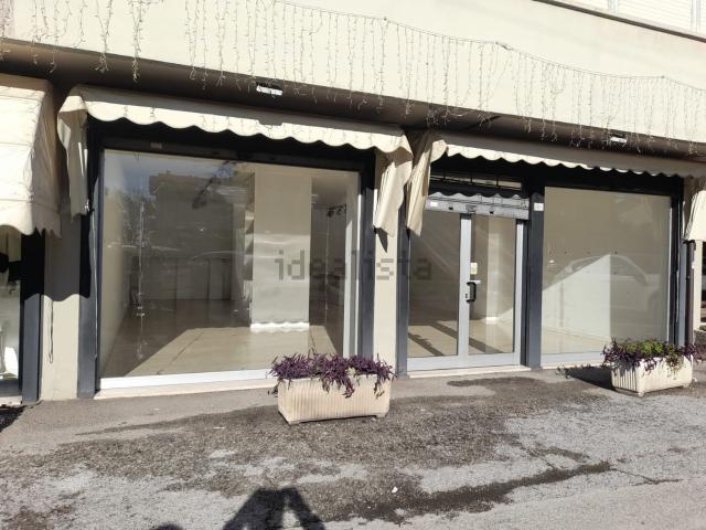 Locale in affitto di 130 m² in Via Antonio Gramsci
