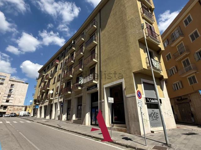 Locale in affitto di 130 m² in Via Generale Cascino