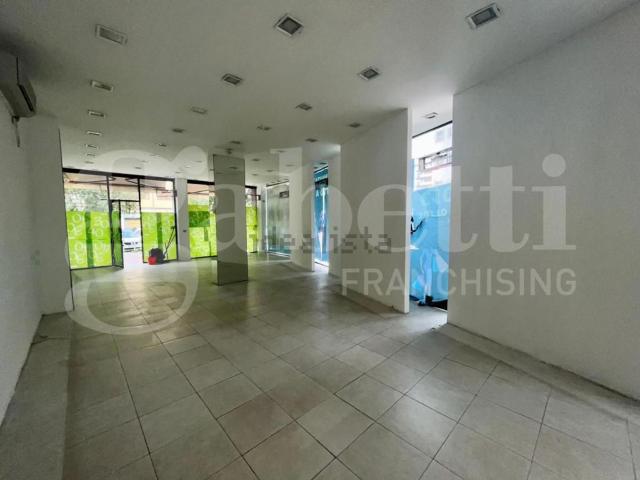 Locale in affitto di 130 m² in Via Giuseppe Sciuti, 172