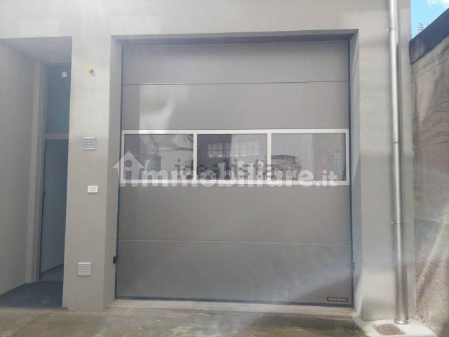 Locale in affitto di 130 m² in Corso Francia, 146