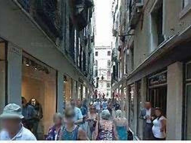 Locale in affitto di 130 m² in Piazza San Marco
