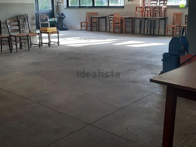 Locale in affitto di 132 m² in Località Cà di Buffa