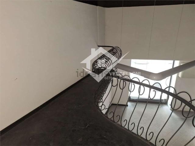 Locale in affitto di 135 m²