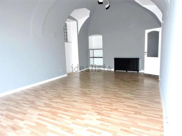 Locale in affitto di 135 m²