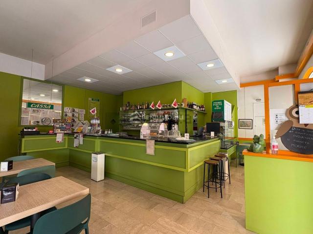 Locale in affitto di 135 m²