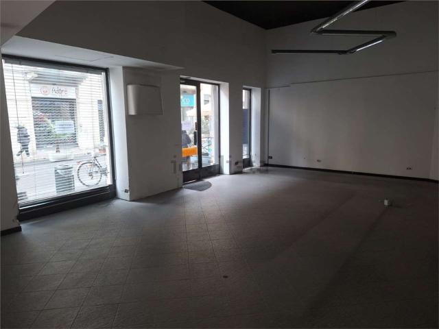 Locale in affitto di 135 m²