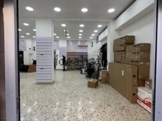 Locale in affitto di 135 m² in Via Domenico Scinà, 14