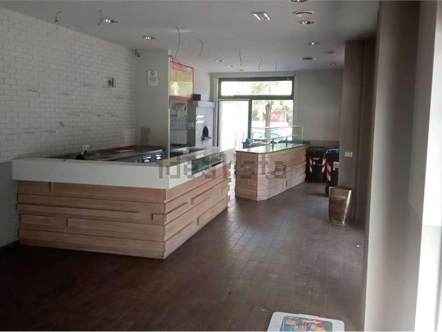 Locale in affitto di 136 m²