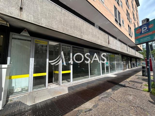 Locale in affitto di 138 m² in Via Giuseppe Gioachino Belli, 1