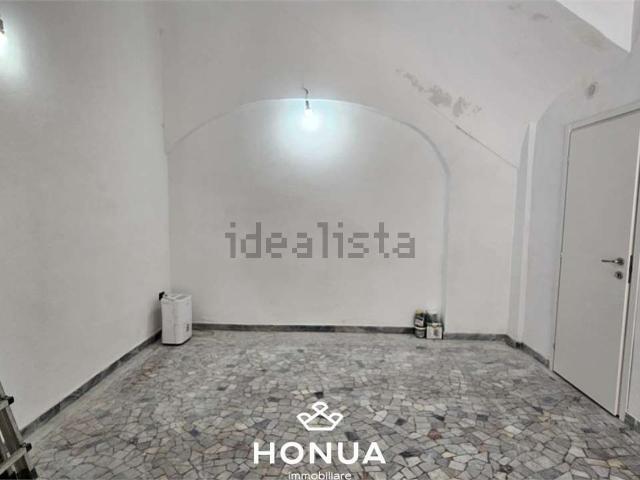 Locale in affitto di 17 m² in Via Enrico Pessina, 27