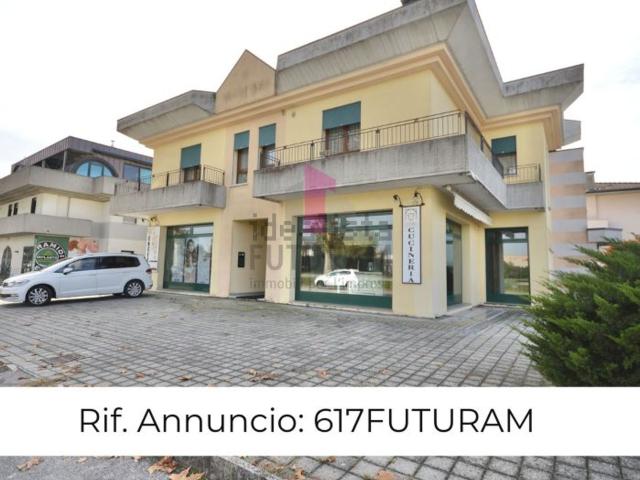 Locale in affitto di 140 m²