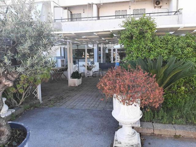 Locale in affitto di 140 m²