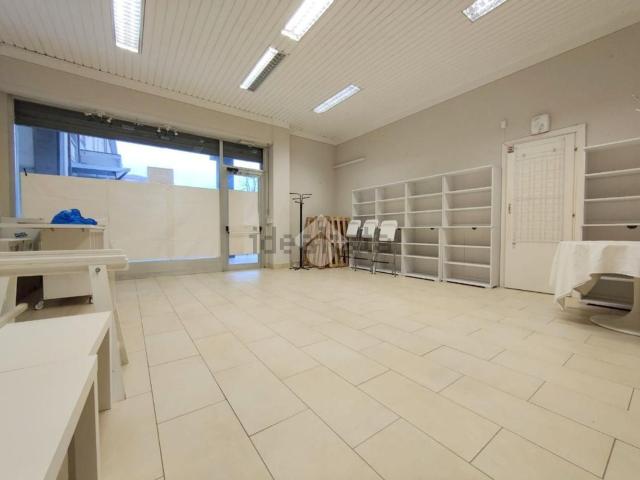Locale in affitto di 140 m² in Via Bligny, 27
