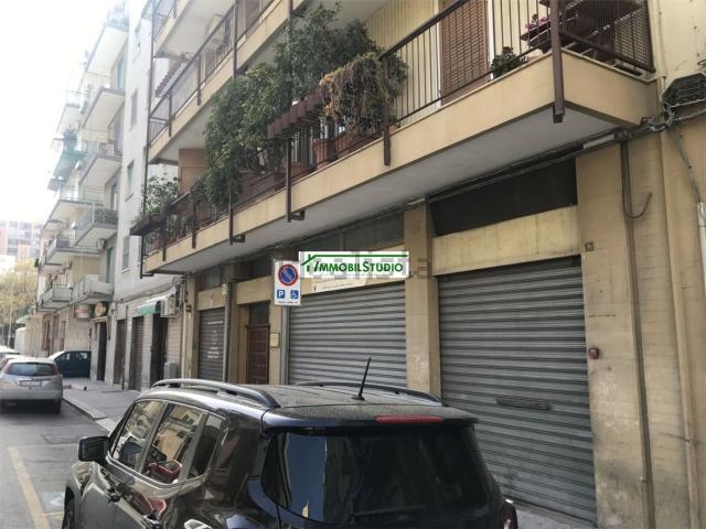 Locale in affitto di 140 m² in Via Giovanni Jatta, 13