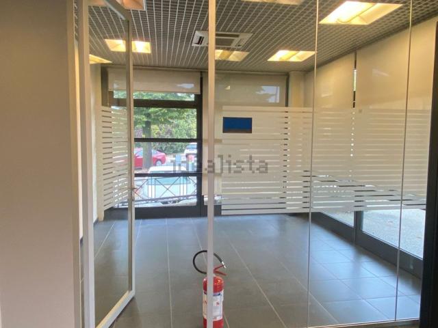 Locale in affitto di 140 m² in Via Roma, 2